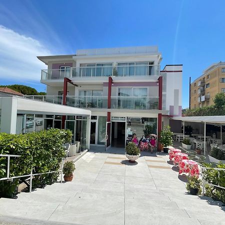 Hotel Al Ponte Lignano Sabbiadoro Luaran gambar