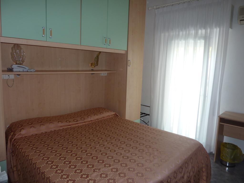 Hotel Al Ponte Lignano Sabbiadoro Luaran gambar