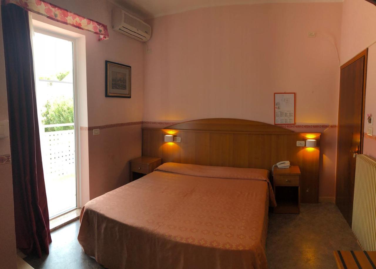 Hotel Al Ponte Lignano Sabbiadoro Luaran gambar
