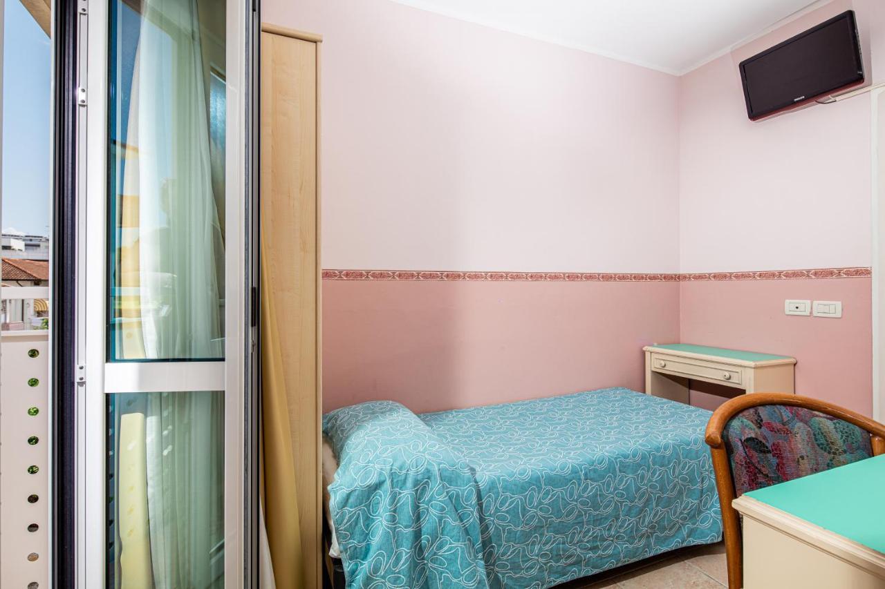 Hotel Al Ponte Lignano Sabbiadoro Luaran gambar